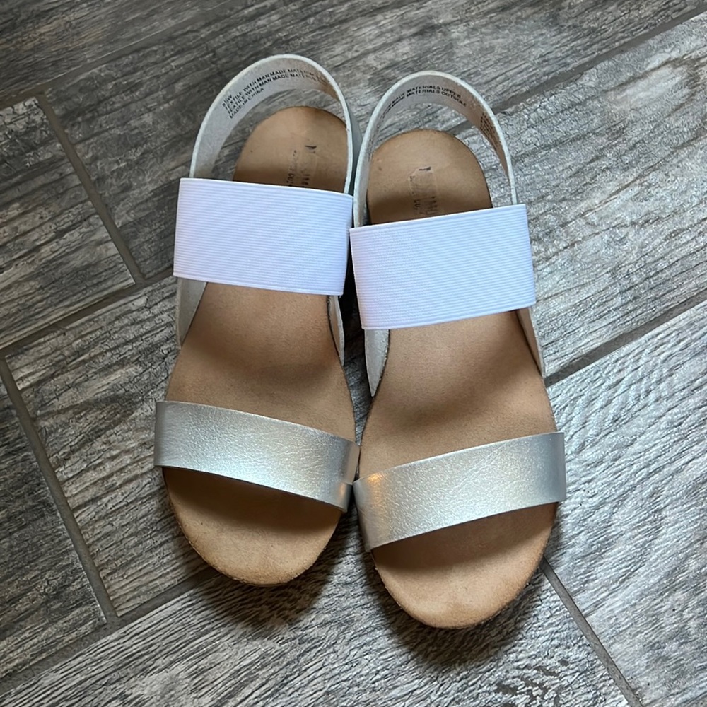 Mossimo Supply Co. Elastic Strap Sandals